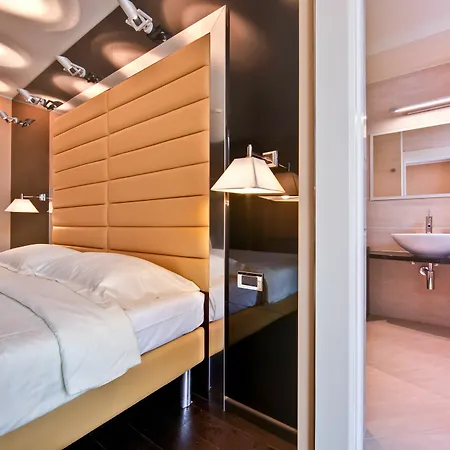 Hotel Kristal Palace - Tonelli - Adult Friendly Riva